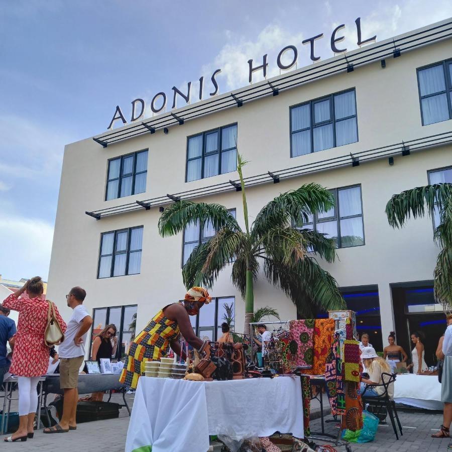 Adonis Cupecoy Hotel Simpson Bay Buitenkant foto